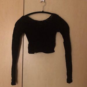 ⭐️ 5 for $25 Black Lacey cut crop top
